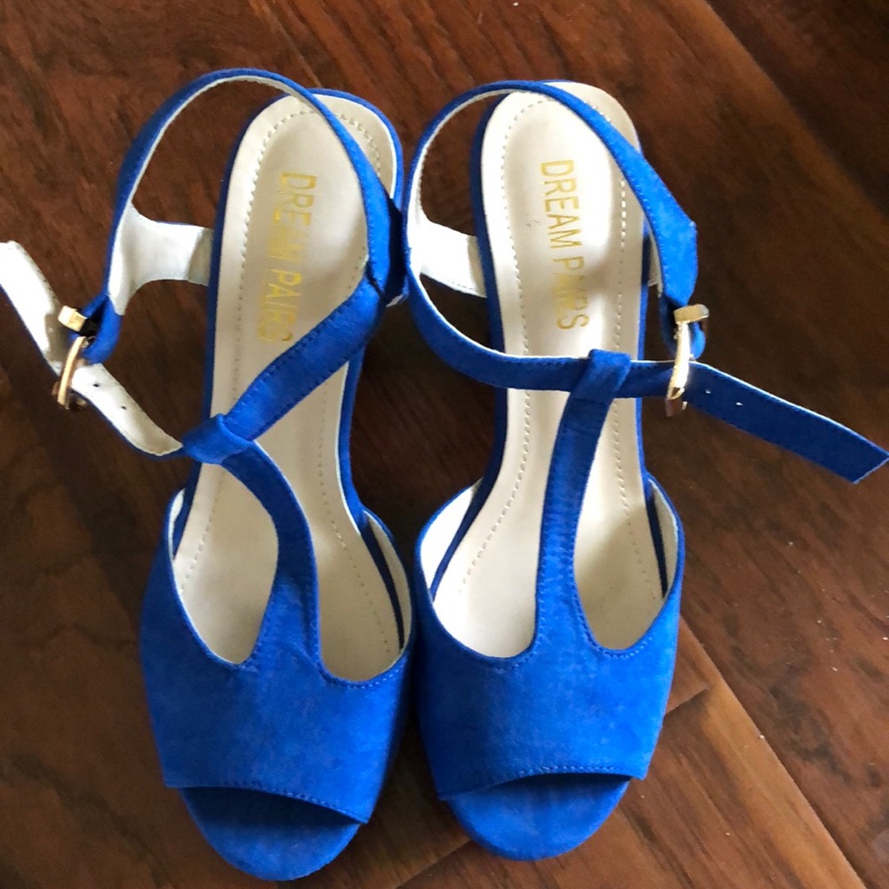 $$$$$ Open Toe BLUE Suede Shoes